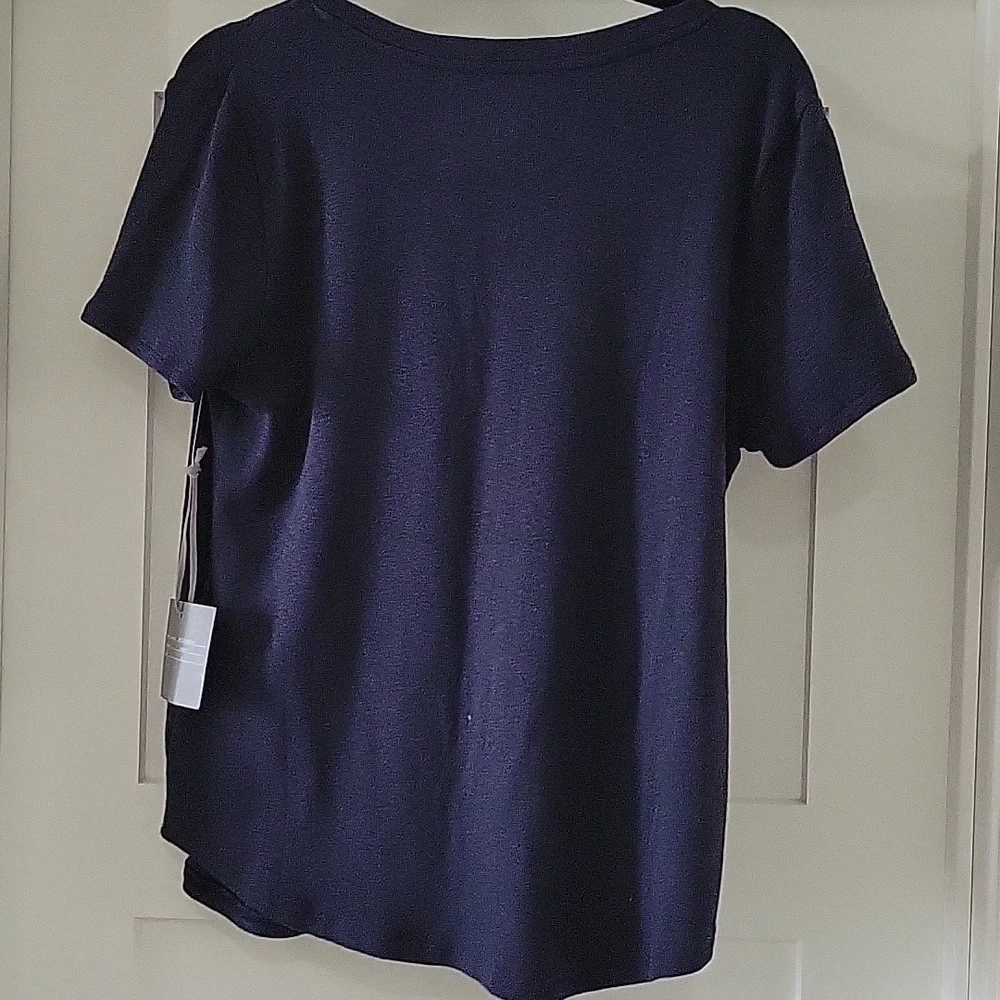Marled Deep Navy V-Neck Pocket Short Sleeve Tee - Picture 2 of 7